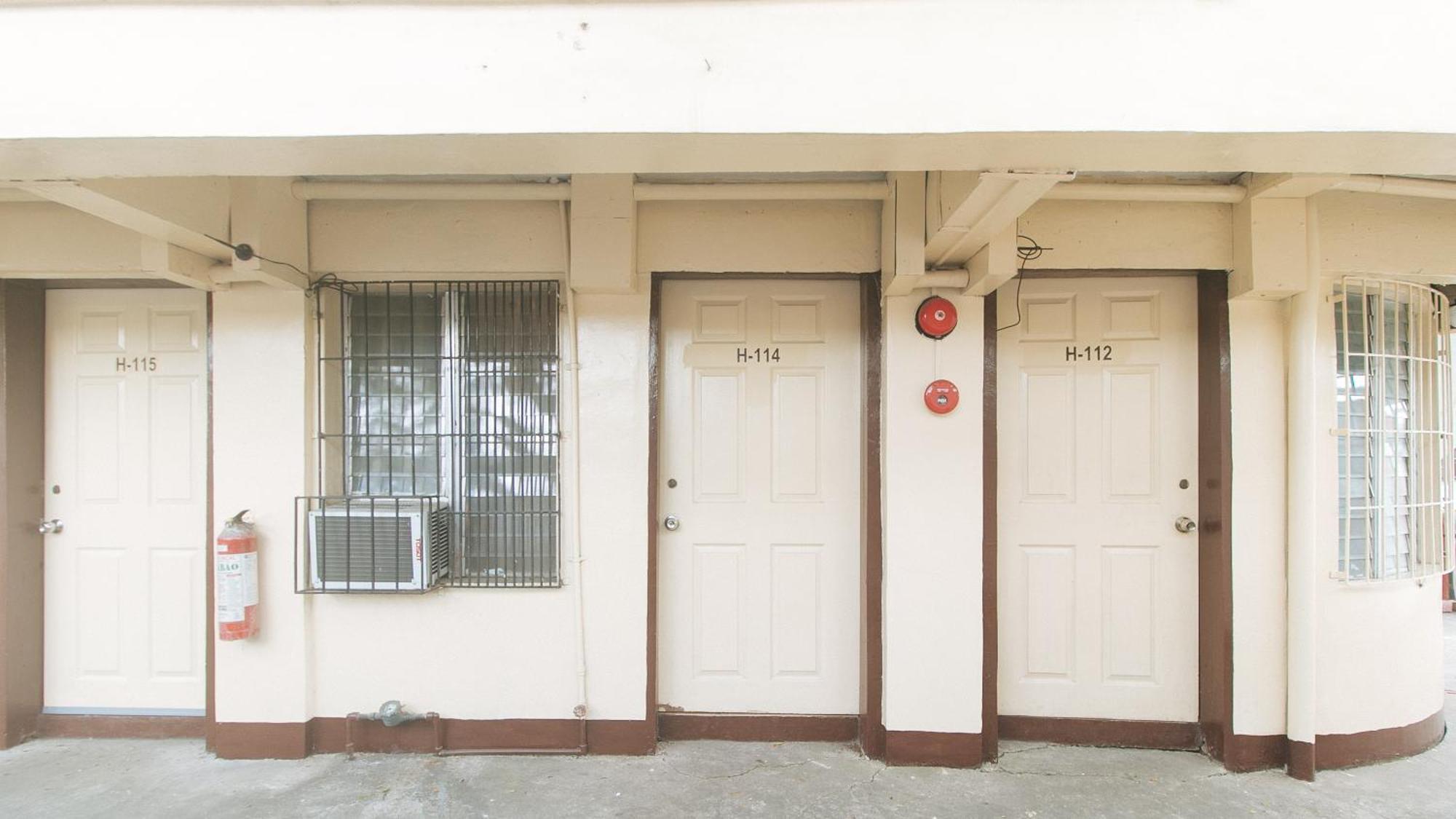 Reddoorz At City Stay Inns Marilao Lias Kültér fotó